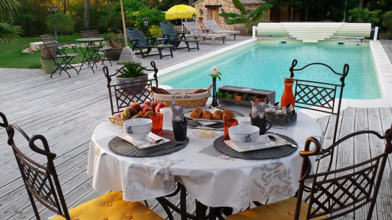 Bed and Breakfast Le Jardin Des Selves Draguignan Exteriér fotografie